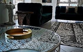 Luxury Stay In Marina